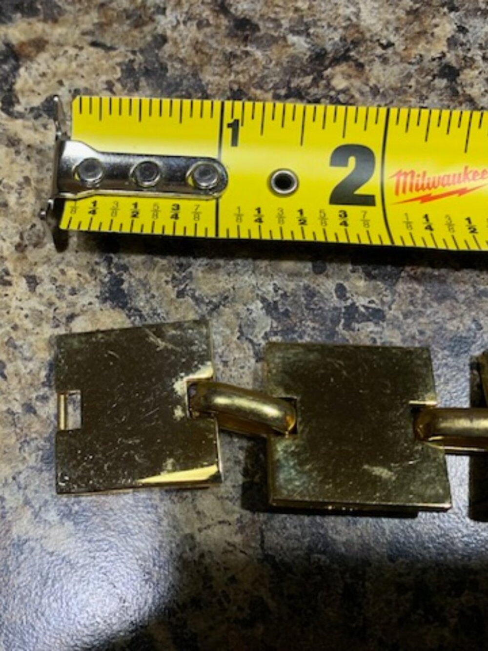 Shiny Gold Tone Chain Belt, 42 inches, old - Picture 3 of 4